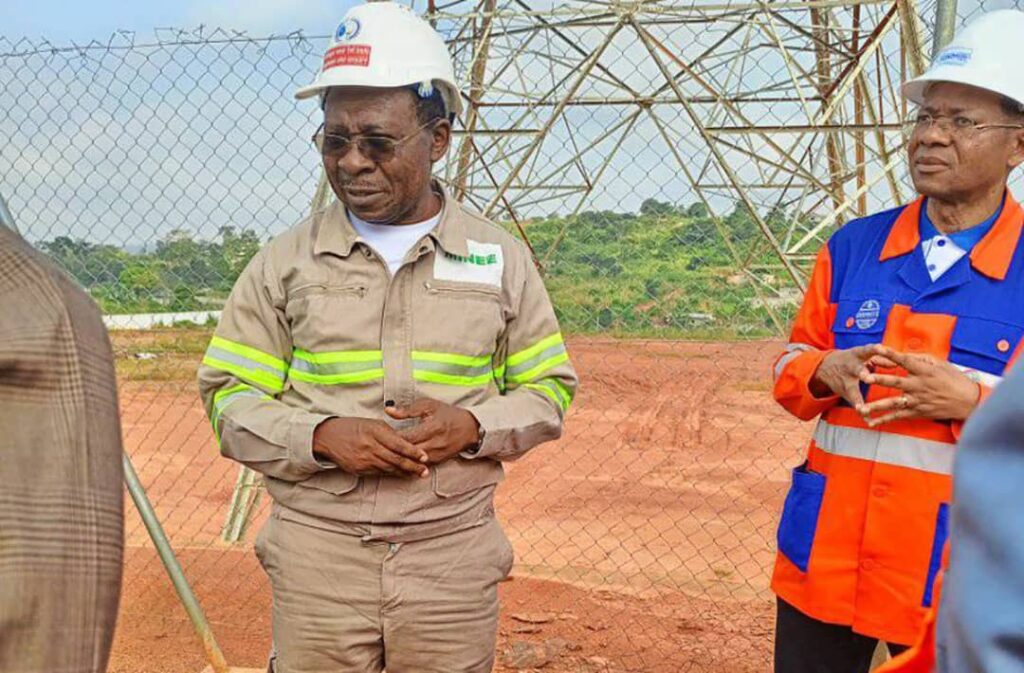 Le Minee Gaston Eloundou Essomba sur le terrain