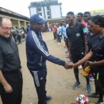TOURNOI FOOT MARACANA :  Le Dr Roger Djitchoua lance la 4ᵉ édition à New-Bell